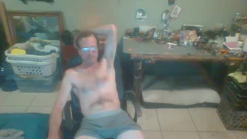 Snapshot of mackdog1369 chatting on 01/17/25, 06:57 mackdog1369 online show from 01/17/25, 06:57