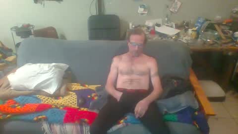 Snapshot of mackdog1369 chatting on 02/10/25, 05:41 mackdog1369 online show from 02/10/25, 05:41