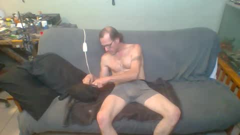 Snapshot of mackdog1369 chatting on 03/03/25, 06:55 mackdog1369 online show from 03/03/25, 06:55