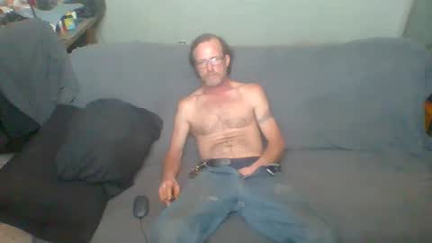 Snapshot of mackdog1369 chatting on 03/11/25, 10:20 mackdog1369 online show from 03/11/25, 10:20