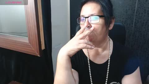 Snapshot of madam_sanjanne chatting on 09/11/25, 06:13 Madam Sanjanne online show from 09/11/25, 06:13