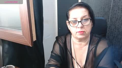 Snapshot of madam_sanjanne chatting on 09/13/25, 07:57 Madam Sanjanne online show from 09/13/25, 07:57
