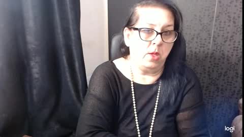 Snapshot of madam_sanjanne chatting on 10/05/25, 01:59 Madam Sanjanne online show from 10/05/25, 01:59