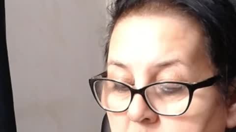 Snapshot of madam_sanjanne chatting on 10/20/25, 05:30 Madam Sanjanne online show from 10/20/25, 05:30