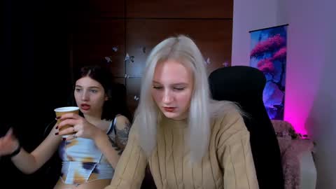 Snapshot of madam_ulis chatting on 01/04/25, 10:27 Ulis online show from 01/04/25, 10:27