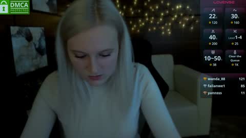 Snapshot of madam_ulis chatting on 01/13/25, 06:16 Ulis online show from 01/13/25, 06:16