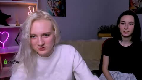 Snapshot of madam_ulis chatting on 03/10/25, 05:50 Ulis online show from 03/10/25, 05:50