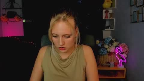 Snapshot of madam_ulis chatting on 09/11/25, 03:12 Ulis online show from 09/11/25, 03:12