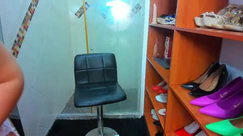 Madame Carla  online show from 03/04/25, 11:40