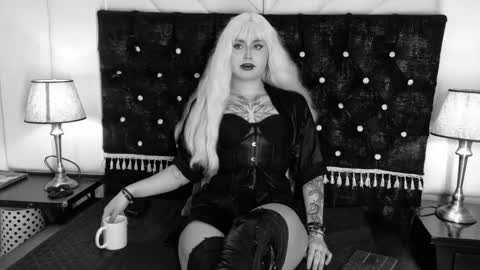 Raven online show from 10/08/25, 07:11