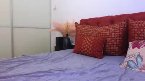 Snapshot of maddalena_ chatting on 01/27/25, 09:00 Maddalena online show from 01/27/25, 09:00