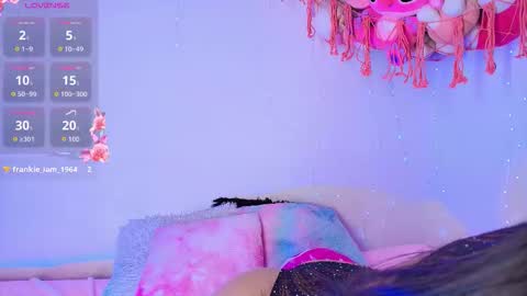 Snapshot of maddie_09 chatting on 10/08/25, 11:30 maddie 09 online show from 10/08/25, 11:30