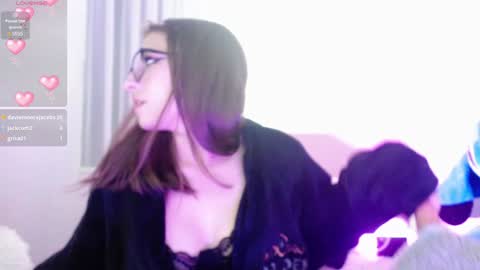 Snapshot of maddy_14 chatting on 02/01/25, 03:28 Maddy UwU online show from 02/01/25, 03:28