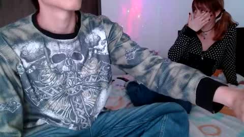 Snapshot of maddy_and_tom chatting on 10/03/25, 11:24 maddy_and_tom online show from 10/03/25, 11:24