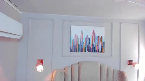 Snapshot of maddy_brooks chatting on 10/19/25, 07:03 Maddy online show from 10/19/25, 07:03