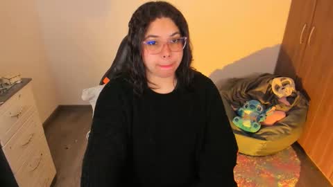 madelaine_taylor online show from 09/27/25, 11:26