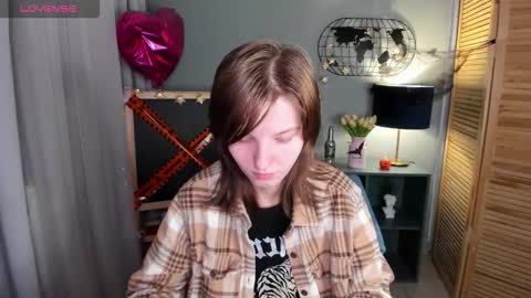 Snapshot of madelaines chatting on 10/21/25, 09:10 madelaines online show from 10/21/25, 09:10