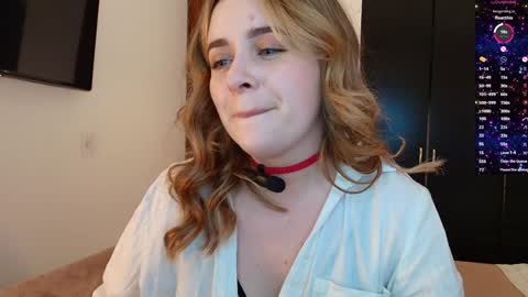 Snapshot of madelamee chatting on 02/05/25, 08:57 madelamee online show from 02/05/25, 08:57