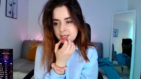 madelamee online show from 11/10/25, 03:55