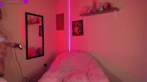 Madeline  online show from 12/13/24, 03:16