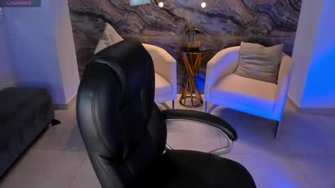 Madeline online show from 03/12/25, 08:19