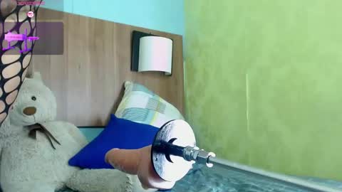 M A D I S O N online show from 11/12/25, 01:17