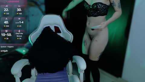 Snapshot of madison_jacksonn chatting on 09/19/25, 11:27 madison_jacksonn online show from 09/19/25, 11:27