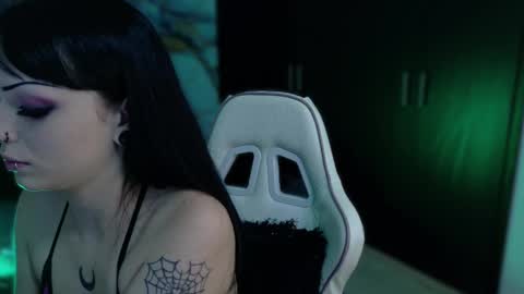 Snapshot of madison_jacksonn chatting on 09/23/25, 10:02 madison_jacksonn online show from 09/23/25, 10:02