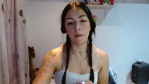 Snapshot of madisoncambel chatting on 01/30/25, 03:11 Madison Cambel online show from 01/30/25, 03:11