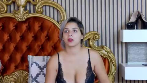 Snapshot of madisonrusso chatting on 10/14/25, 06:14 madisonrusso online show from 10/14/25, 06:14