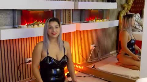 Snapshot of madisonrusso chatting on 10/31/25, 10:16 madisonrusso online show from 10/31/25, 10:16