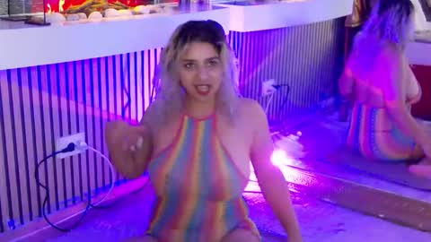 Snapshot of madisonrusso chatting on 11/09/25, 10:13 madisonrusso online show from 11/09/25, 10:13