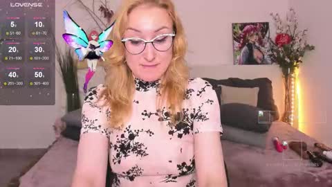 Snapshot of madissonkiss chatting on 09/14/25, 12:54 Madisson online show from 09/14/25, 12:54