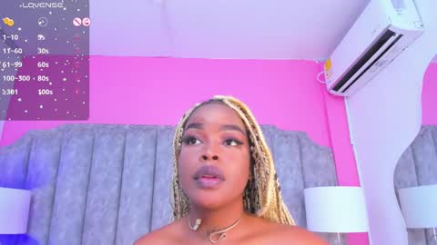 Madisson Lopez online show from 12/25/24, 09:34