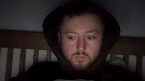 Snapshot of madnessben chatting on 10/09/25, 04:54 madnessben online show from 10/09/25, 04:54