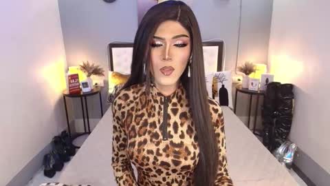 Snapshot of madnesswilxx chatting on 10/17/25, 11:07 Wil online show from 10/17/25, 11:07