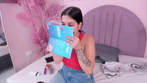 madyscarlett online show from 10/21/25, 11:55