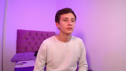 Snapshot of mae_nathan chatting on 12/01/25, 06:29 mae and nathan online show from 12/01/25, 06:29