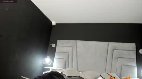 MAEE ANGELS online show from 12/11/24, 08:28