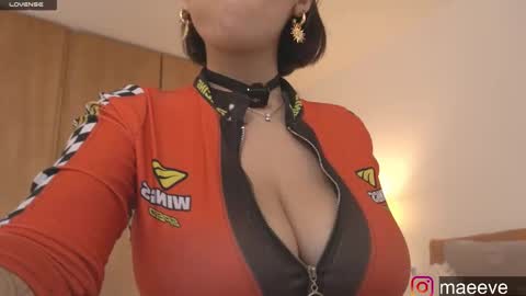 Snapshot of maeeve_ chatting on 03/03/25, 08:00 Maeve schedule 11 am- 530 pm colombia time online show from 03/03/25, 08:00