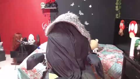 MaggCass online show from 12/22/24, 01:55