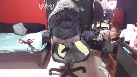 MaggCass online show from 02/08/25, 05:51