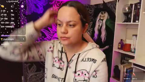 Claire online show from 10/05/25, 05:06
