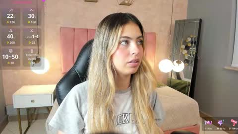 Fer online show from 11/17/25, 10:37