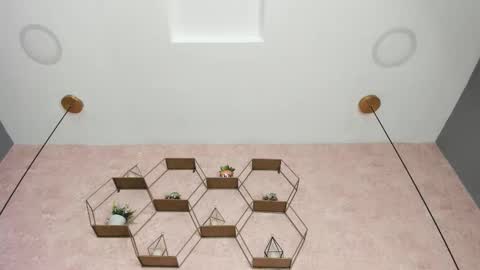 Janne online show from 11/05/25, 12:05