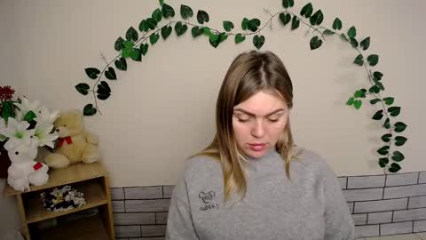 magic_katarina_ online show from 12/17/24, 11:06