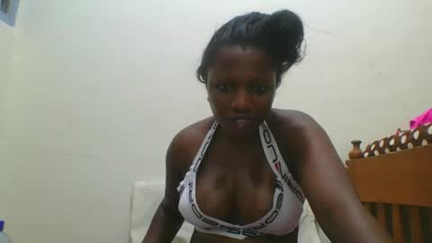 magic_koko3 online show from 10/24/25, 11:23