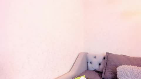 M Rss  online show from 10/12/25, 04:33