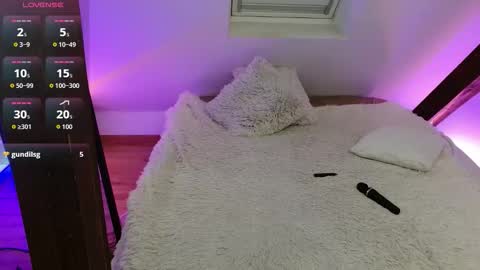 Snapshot of magic_zooey chatting on 09/18/25, 07:16 Zooey online show from 09/18/25, 07:16