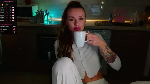 MagicLove online show from 10/31/25, 01:39